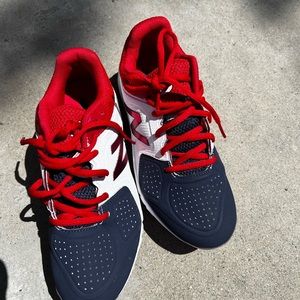 Brand new cleatS size 6 women’s